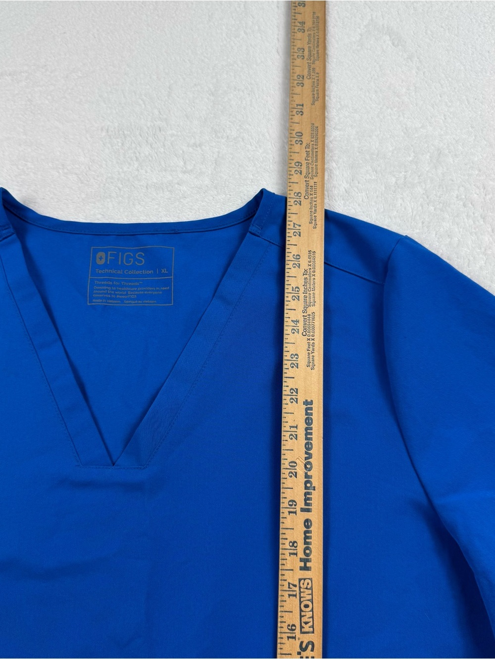 Figs v-neck cosma scrub  top blue 2 pockets style FW1100 women size XL - Picture 10 of 11